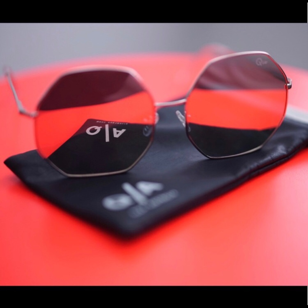 Quay octagon rose gold sunglasses